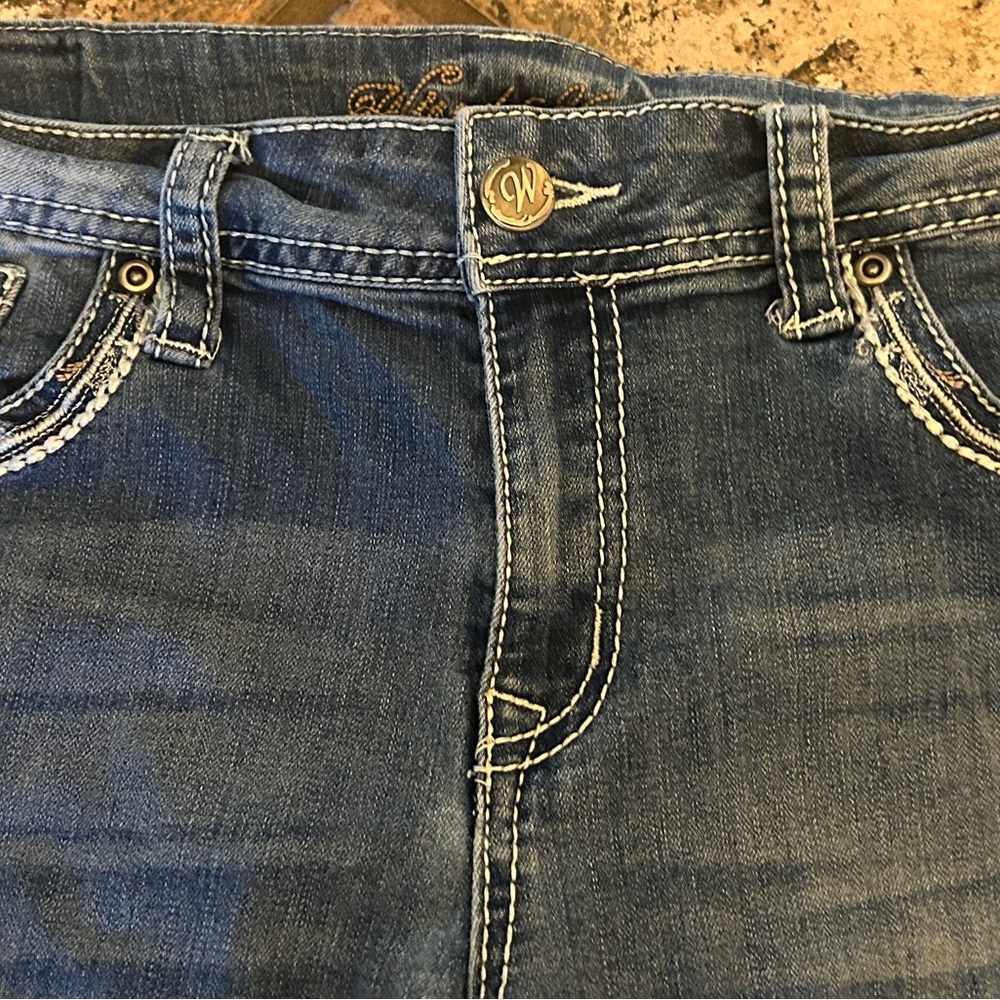 Women’s Wired Heart Size 30 Jeans - Picture 2 of 13